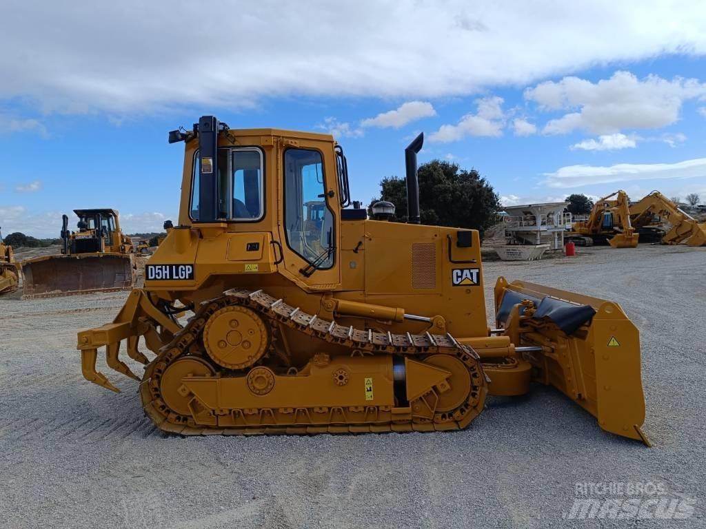 CAT D5H Crawler dozers