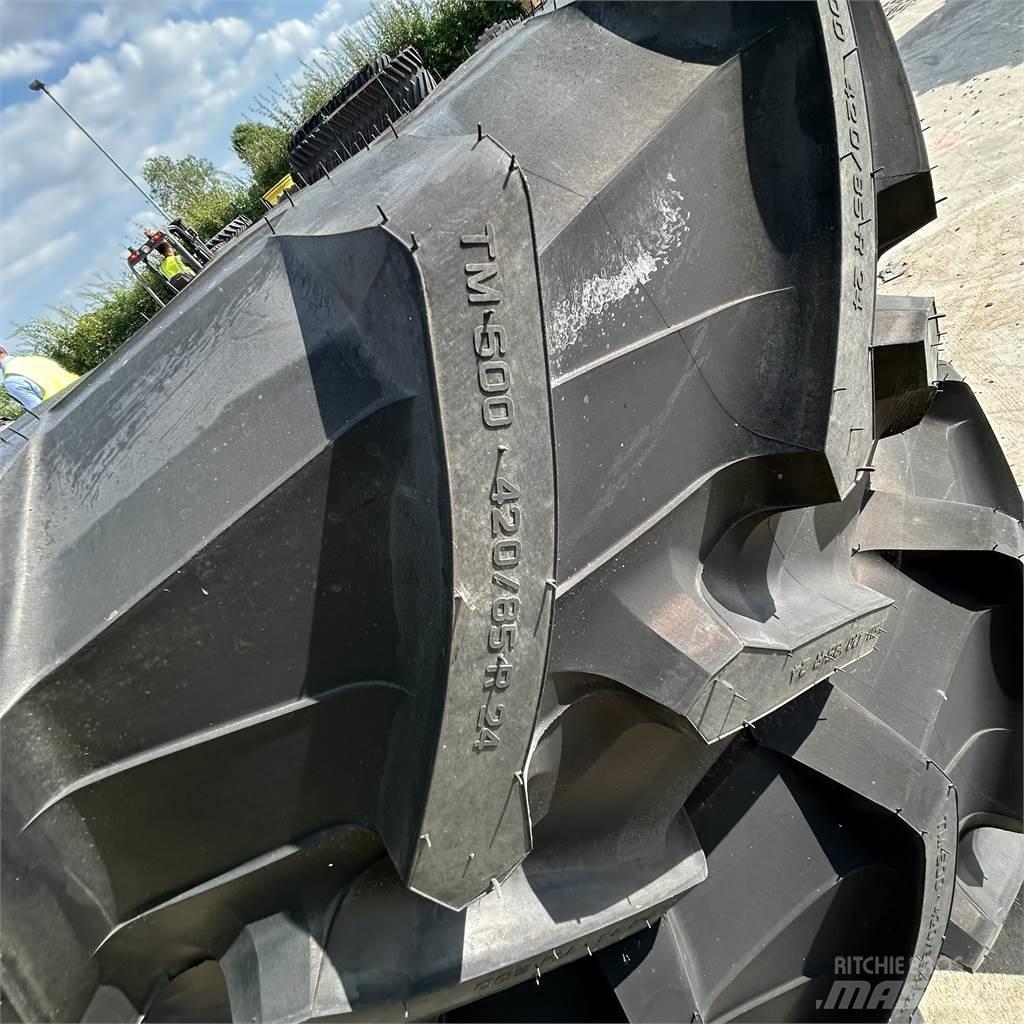  420/85R24 Tyres, wheels and rims
