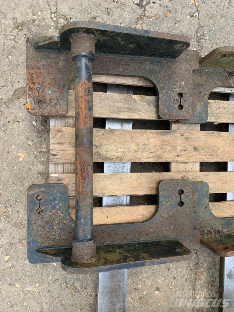  BRACKETS Agriculture - Others