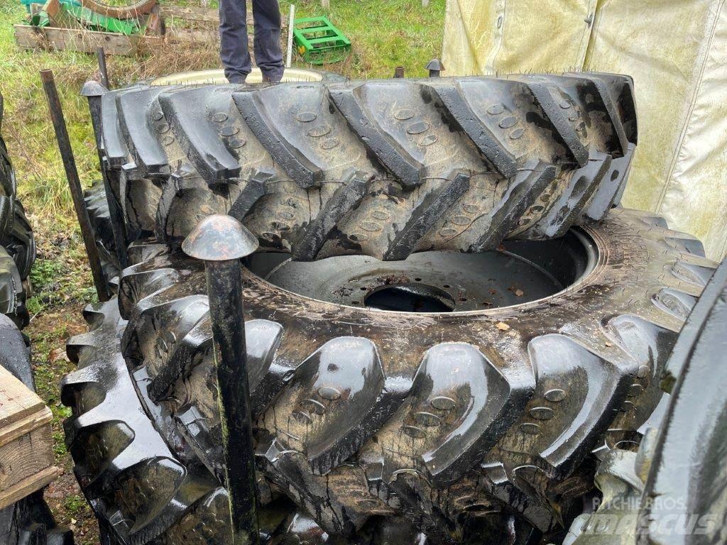  Brocks 380/90R50 Tyres, wheels and rims