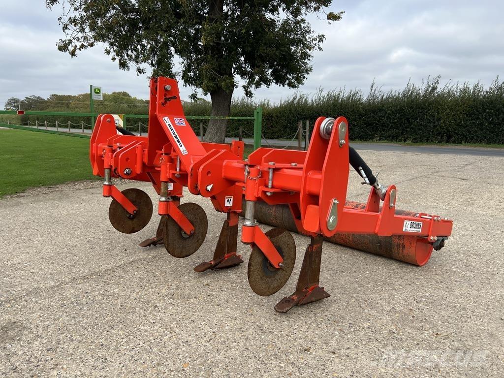 Browns VICEROY Conventional ploughs