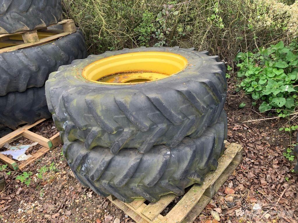  FRONT WHEELS Tyres, wheels and rims