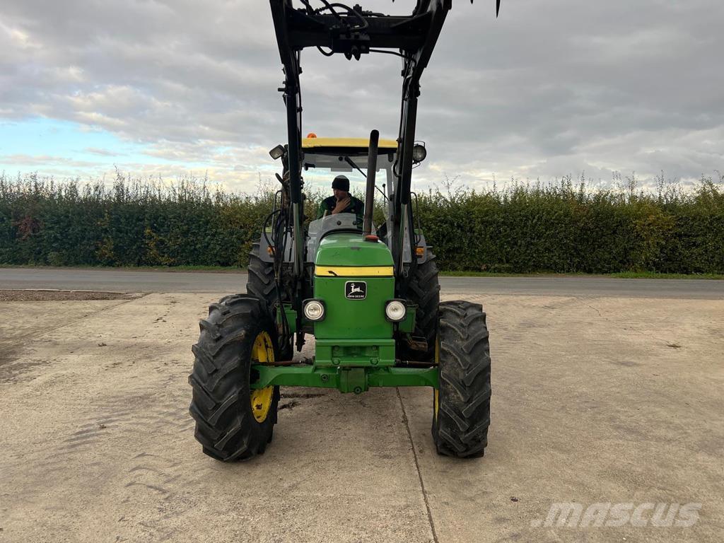 John Deere 2650 Tractors