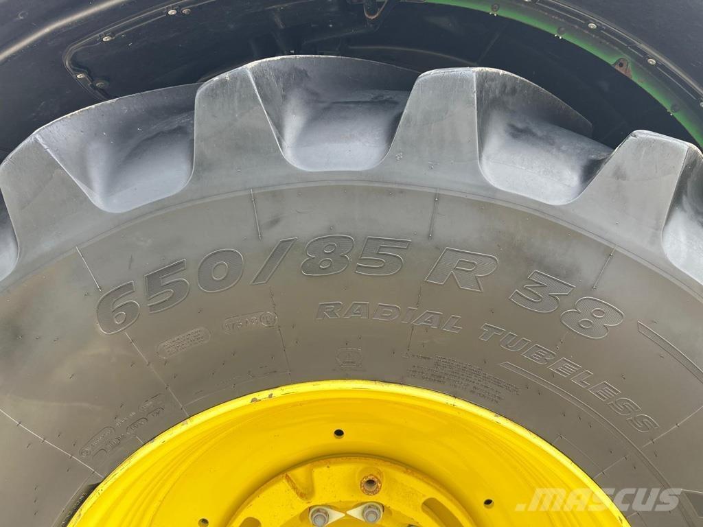 John Deere 6250R Tractors