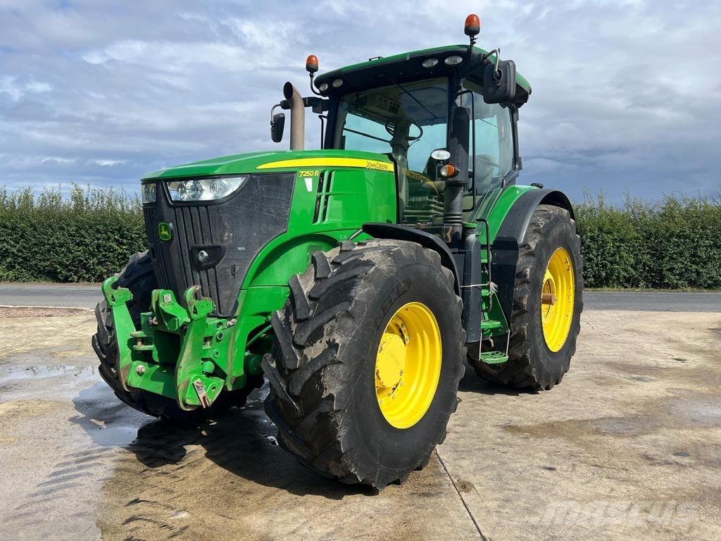 John Deere 7250R Tractors