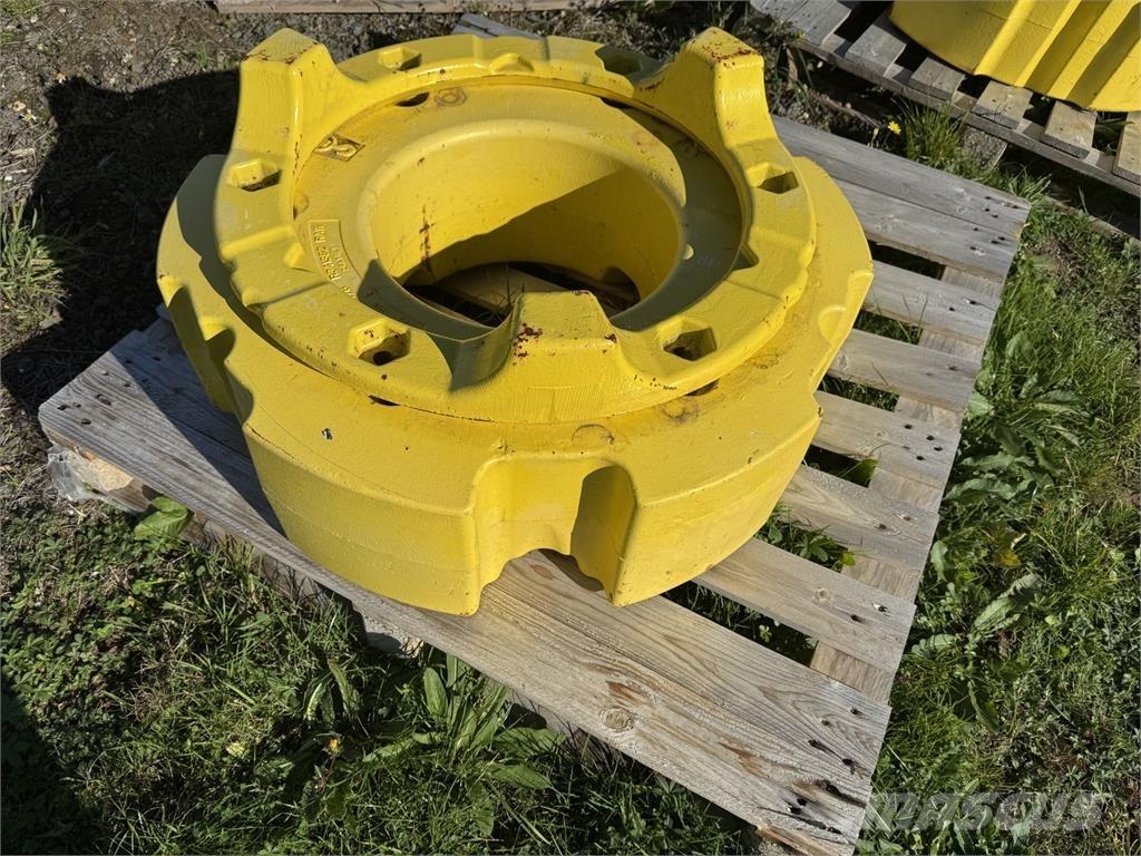 John Deere 900KG Tyres, wheels and rims