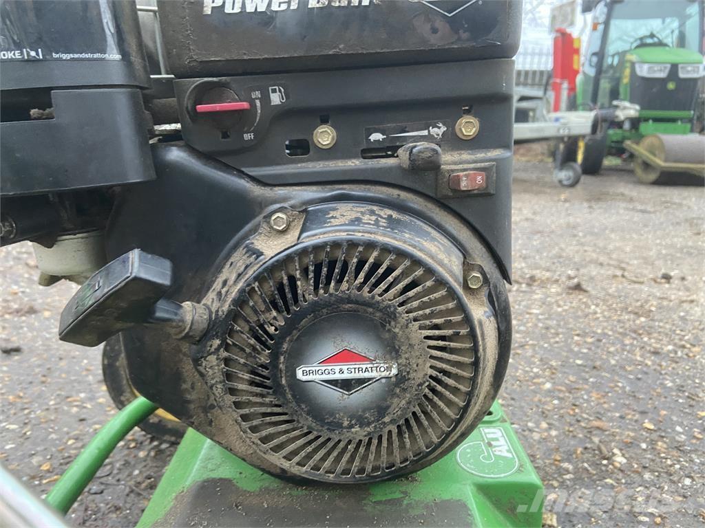 John Deere D45C Scarifiers