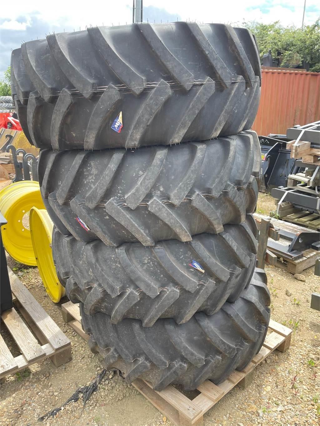 John Deere TYRES Agriculture - Others