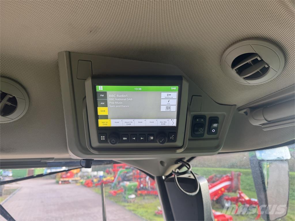 John Deere X91100 Combine harvesters