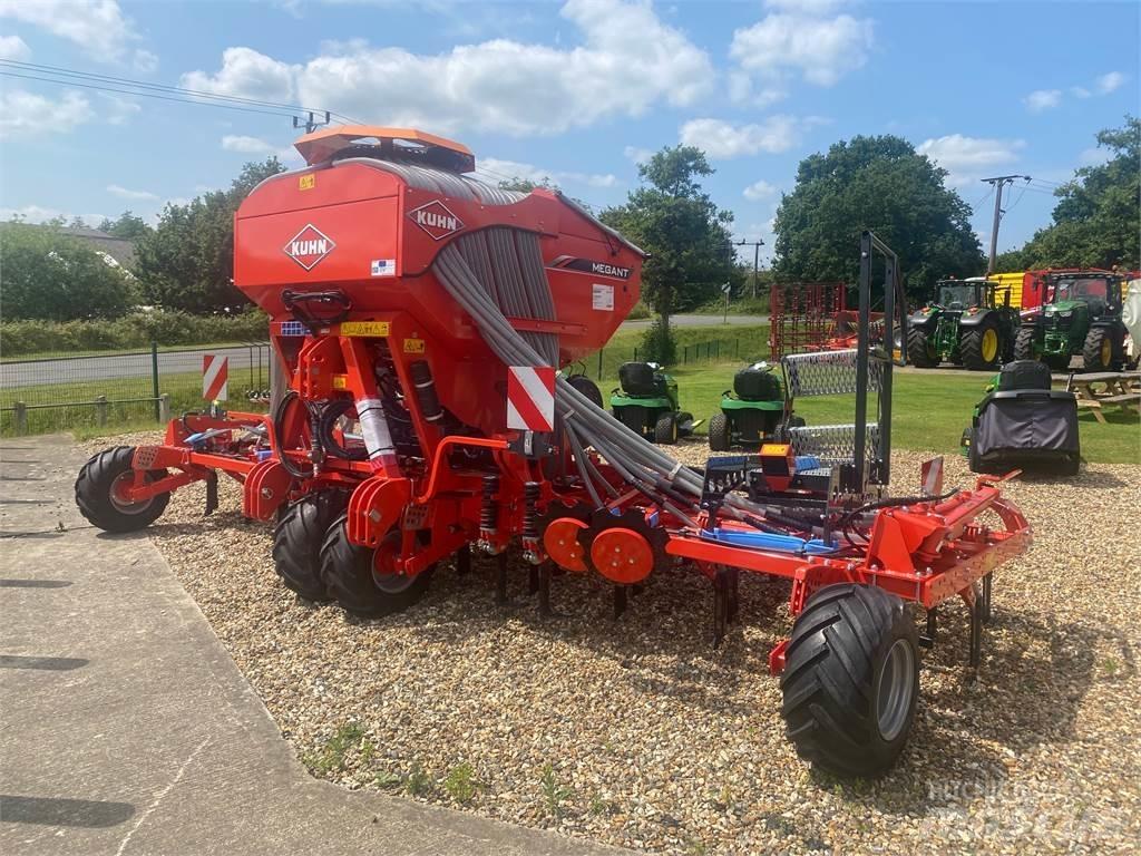 Kuhn MEGANT 602R Drills
