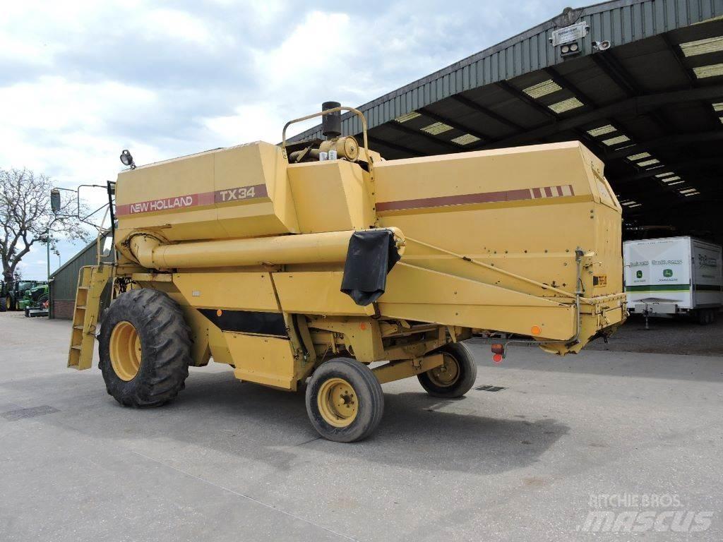 New Holland TX34 Combine harvesters