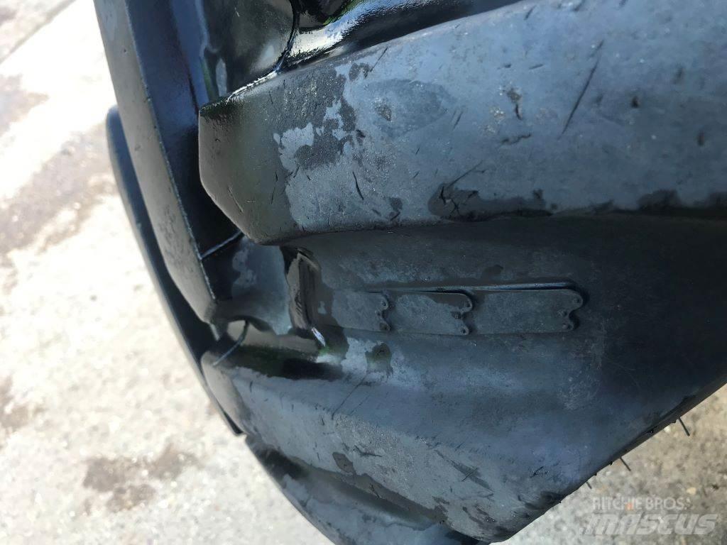  ROWCROP Tyres, wheels and rims