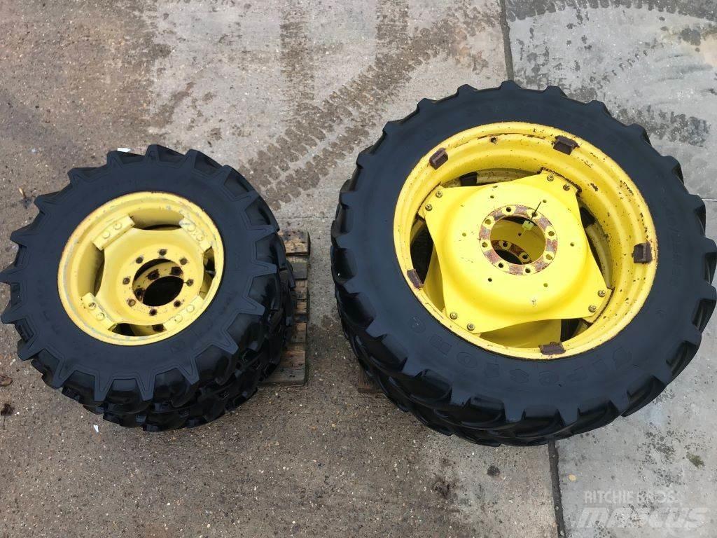  ROWCROP Tyres, wheels and rims