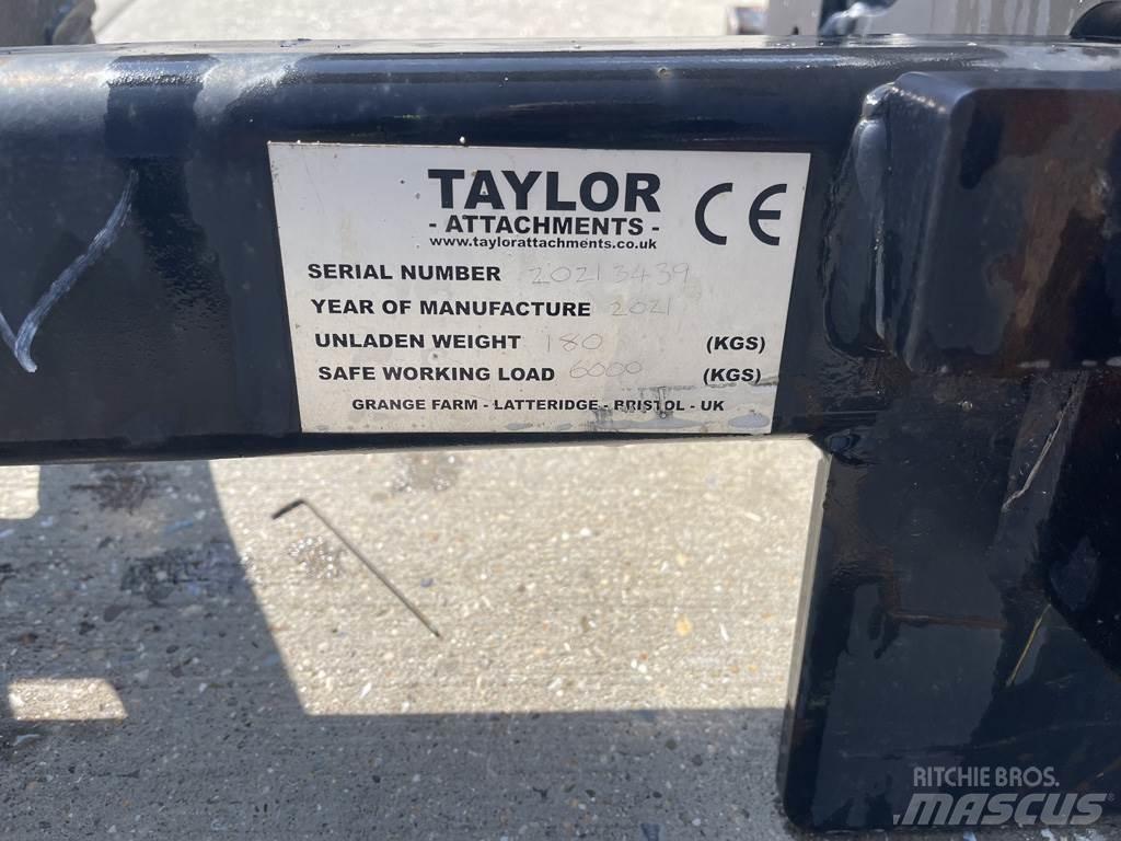 Taylor HEADSTOCK Telehandlers for agriculture
