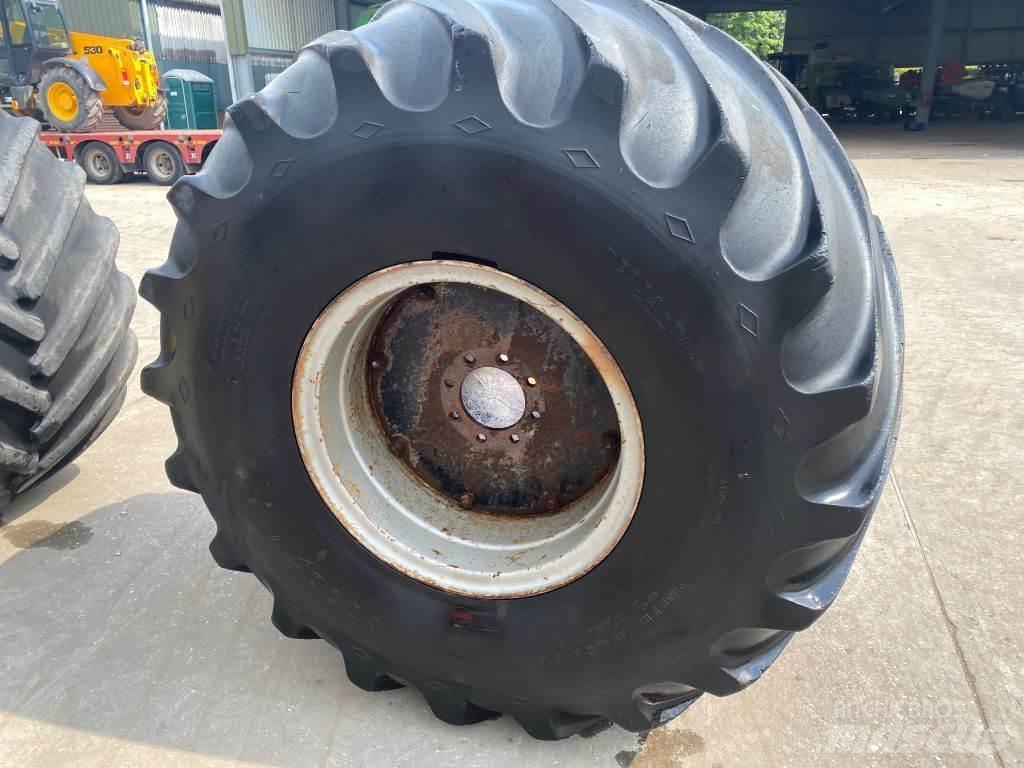 Terra  Tyres, wheels and rims