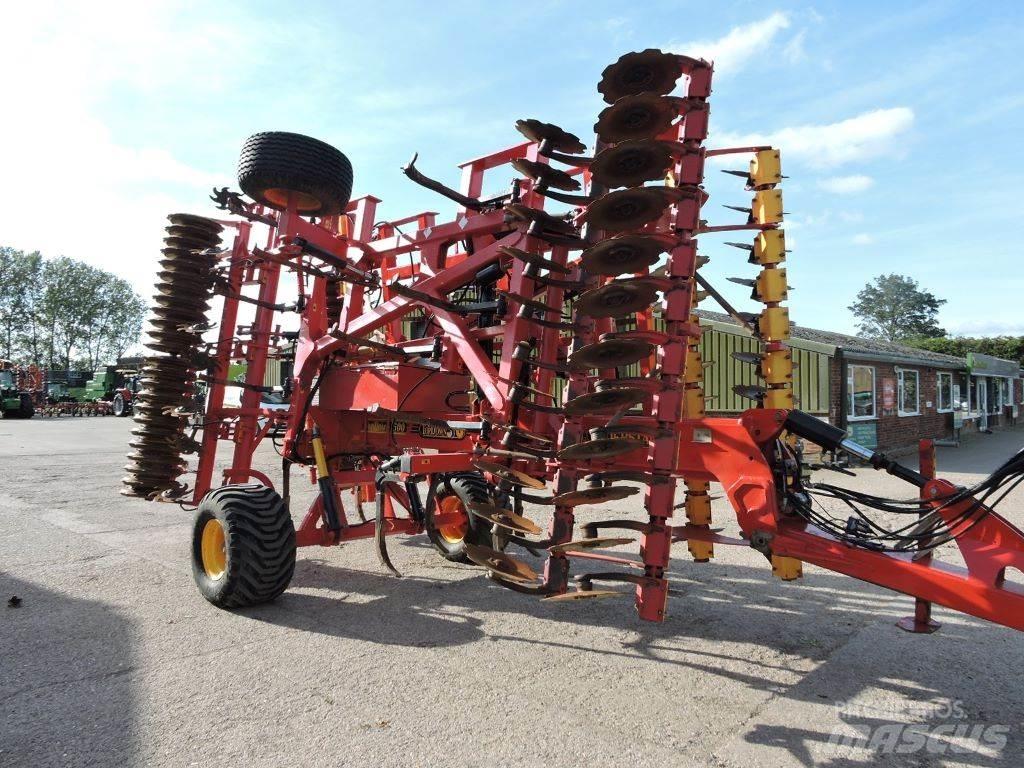 Väderstad TD600 Cultivators