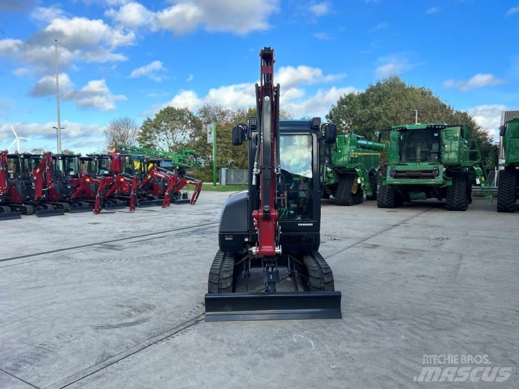Yanmar SV26 Midi excavators  7t - 12t