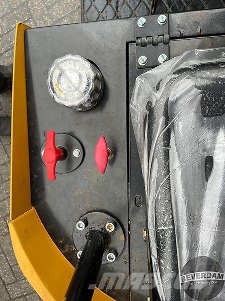 JPC KV12 Crawler excavators