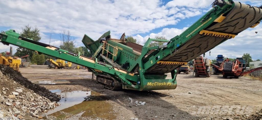 McCloskey R230 Screeners