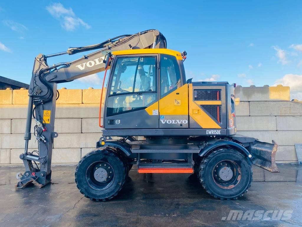 Volvo EWR 150 E Wheeled excavators