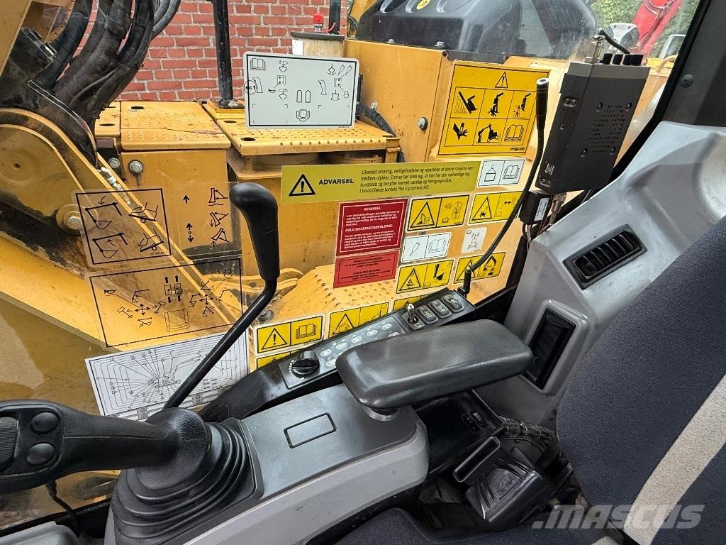 CAT 315 Crawler excavators
