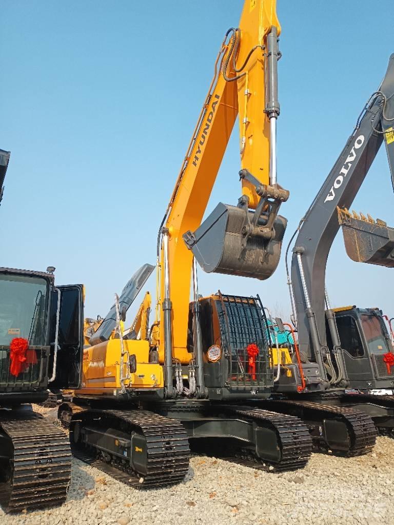 Hyundai 220 Midi excavators  7t - 12t