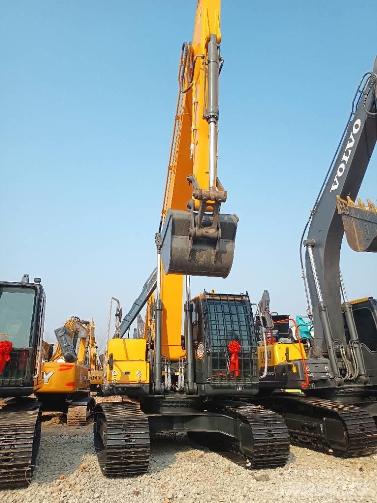 Hyundai 220 Midi excavators  7t - 12t