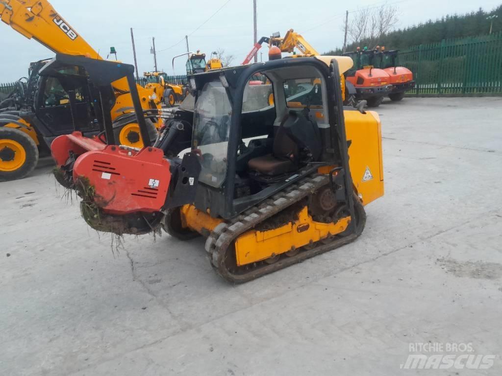 JCB 190 T Compact tractor attachments