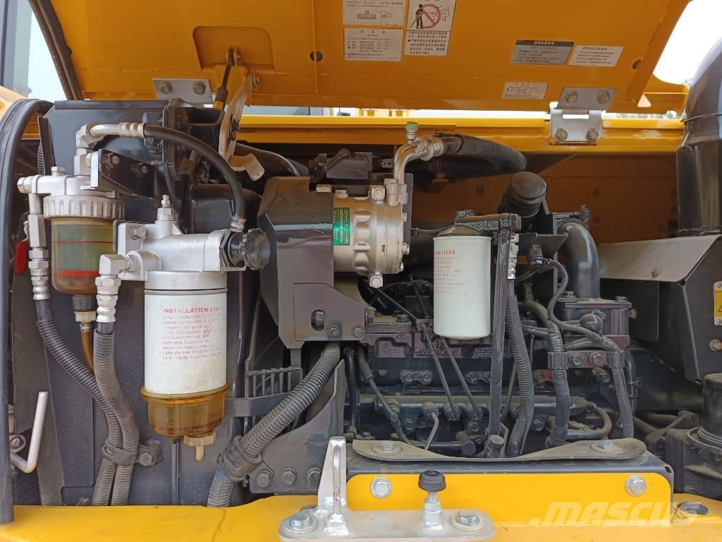 Komatsu PC 70 Midi excavators  7t - 12t