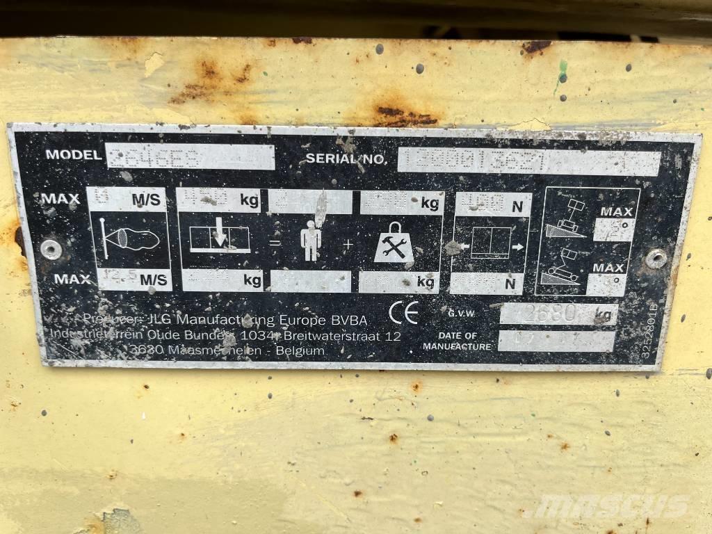 JLG 2646 ES Scissor lifts