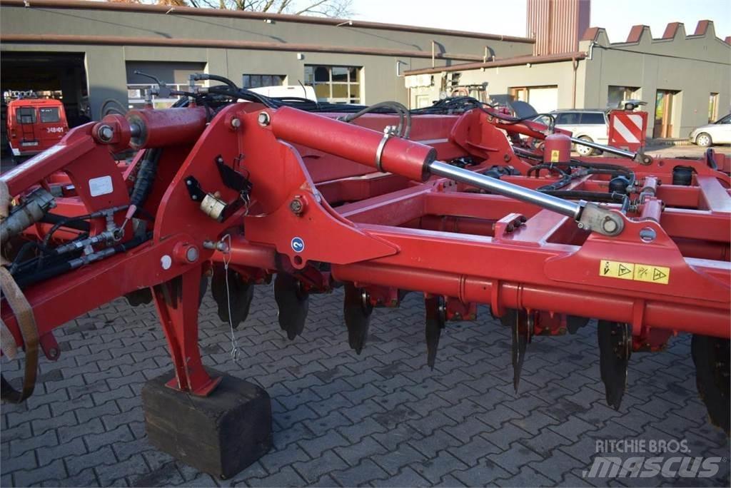 Horsch Tiger 8MT Cultivators