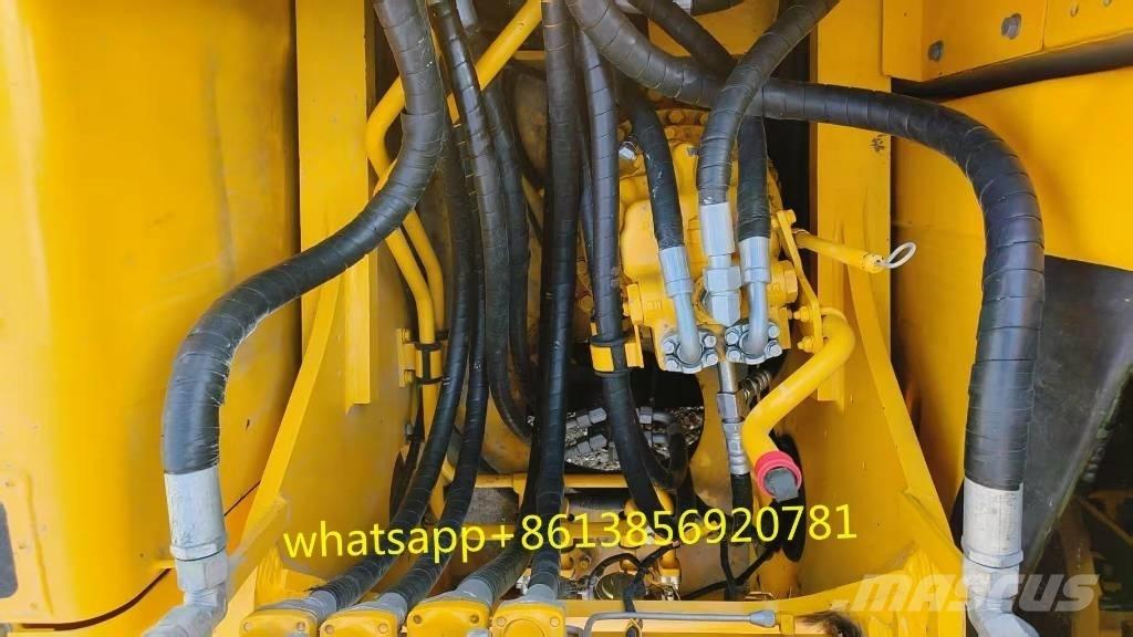 Komatsu PC 240-8 Midi excavators  7t - 12t