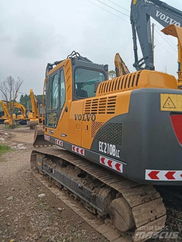 Volvo EC 210 Crawler excavators