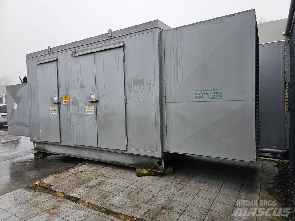 Perkins 800 KVA Diesel Generators