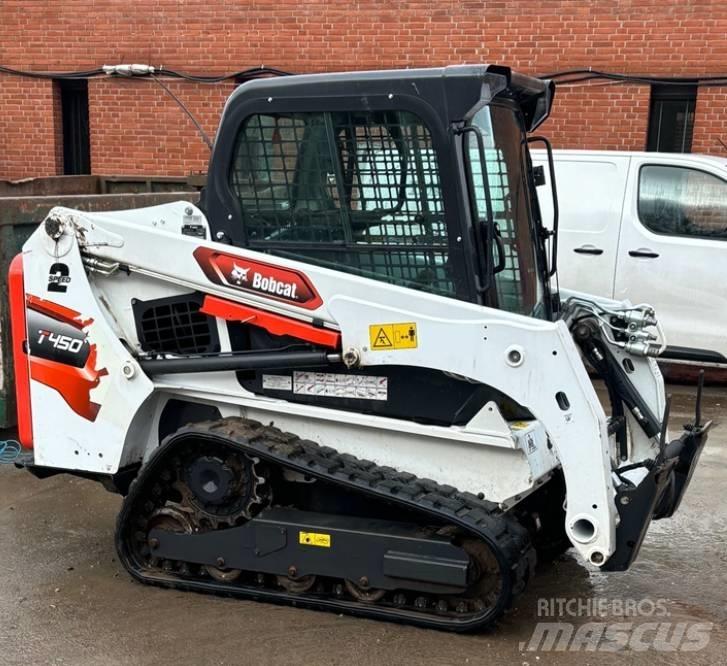 Bobcat T450 Skid steer loaders
