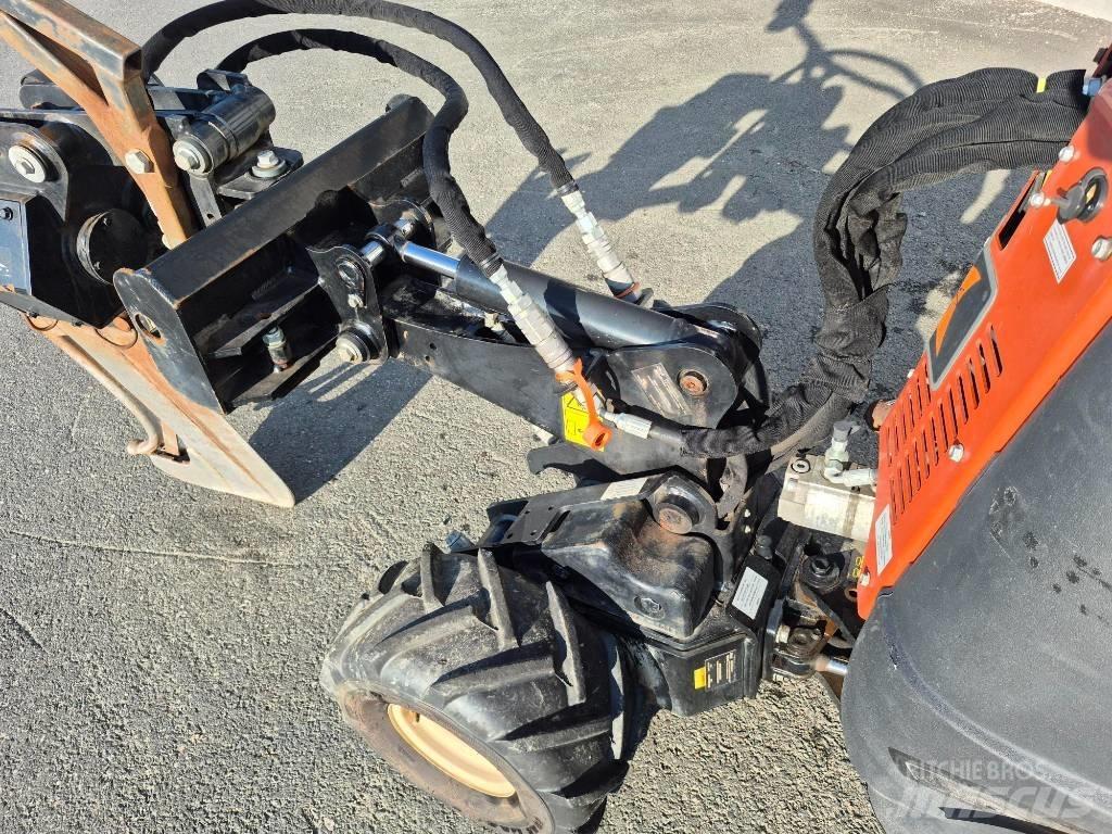 Ditch Witch R300 Trenchers