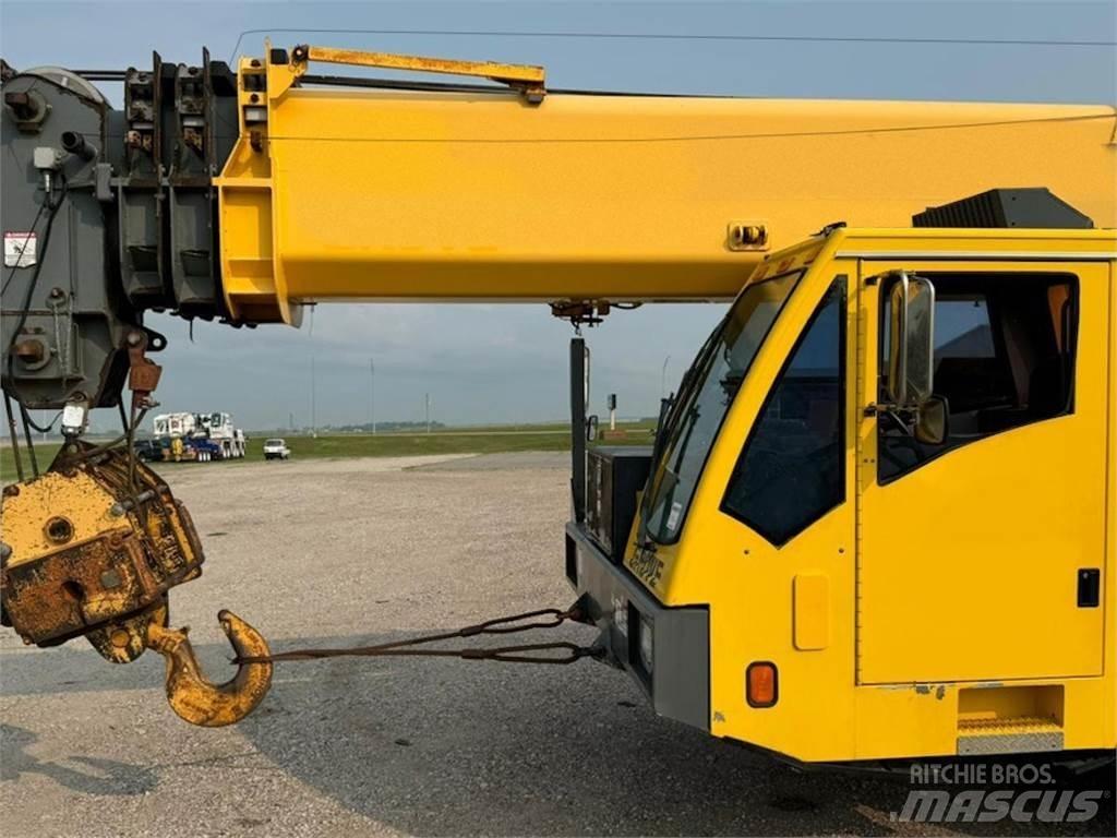Grove TMS800E Tracked cranes