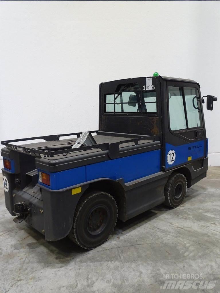 Linde P250 Towing trucks
