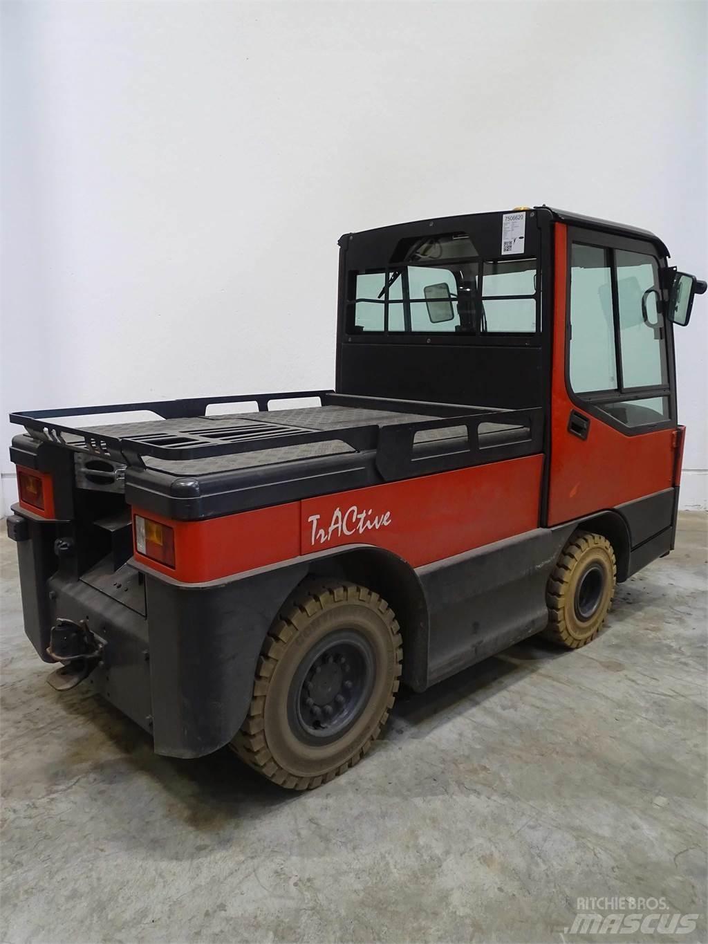 Linde P250 Towing trucks