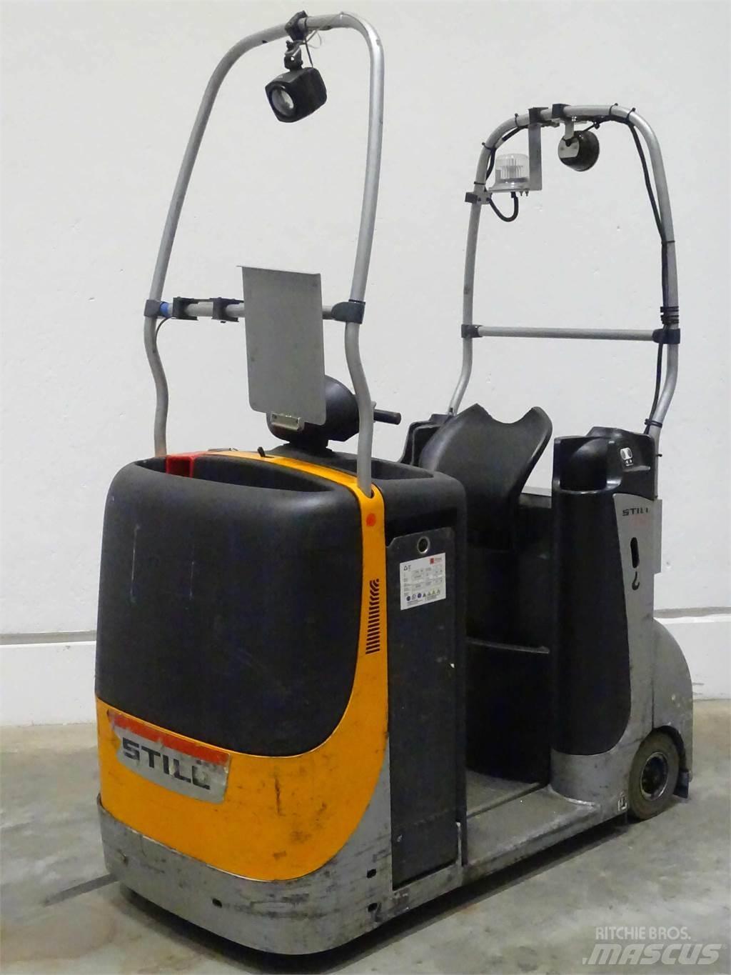 Still CX-T Towing trucks