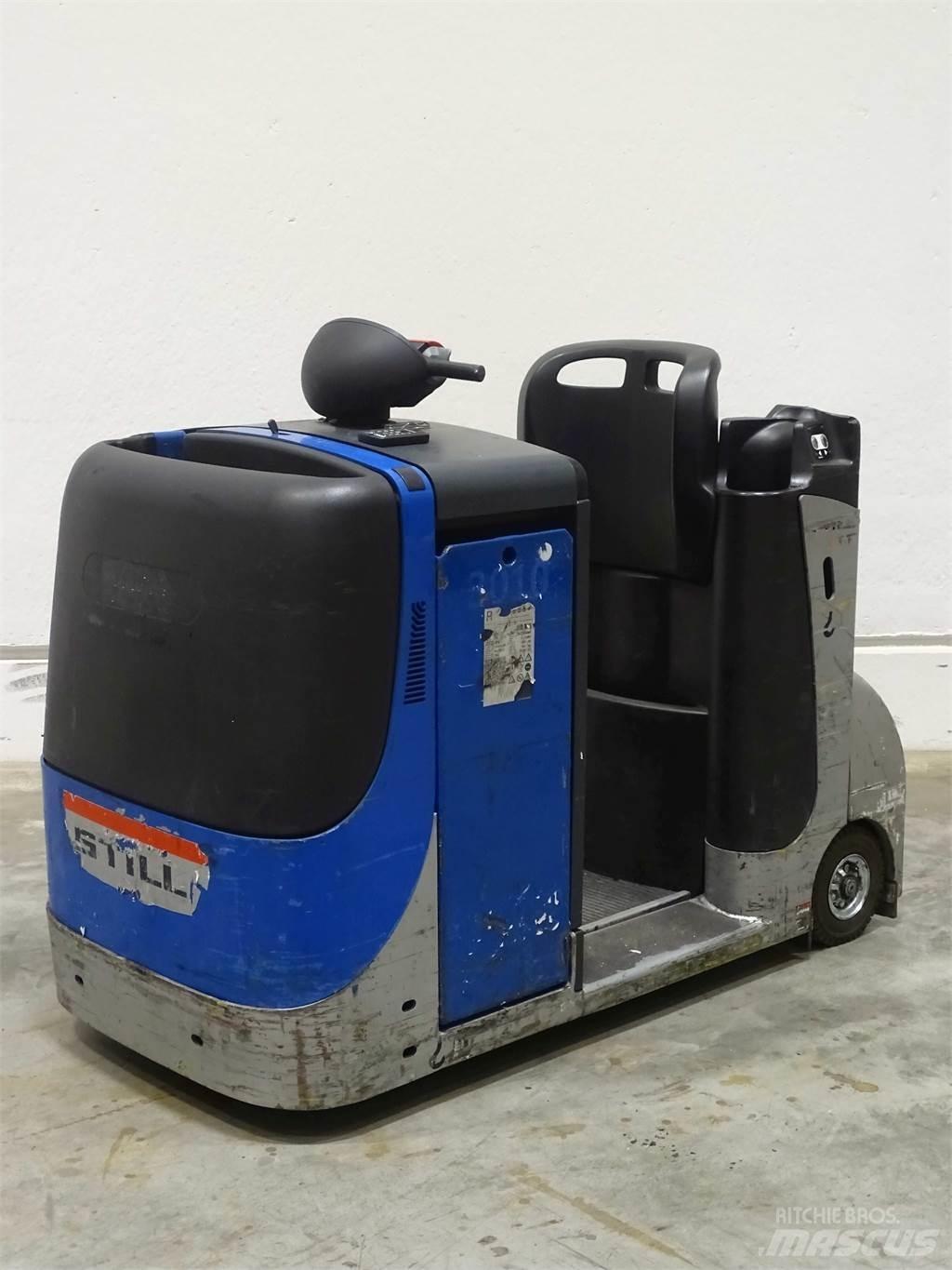 Still CX-T Towing trucks