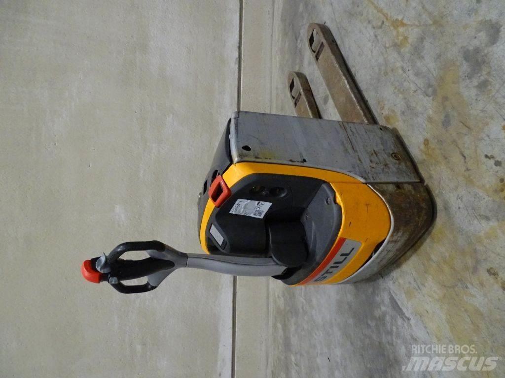 Still EXU16 Low lifter