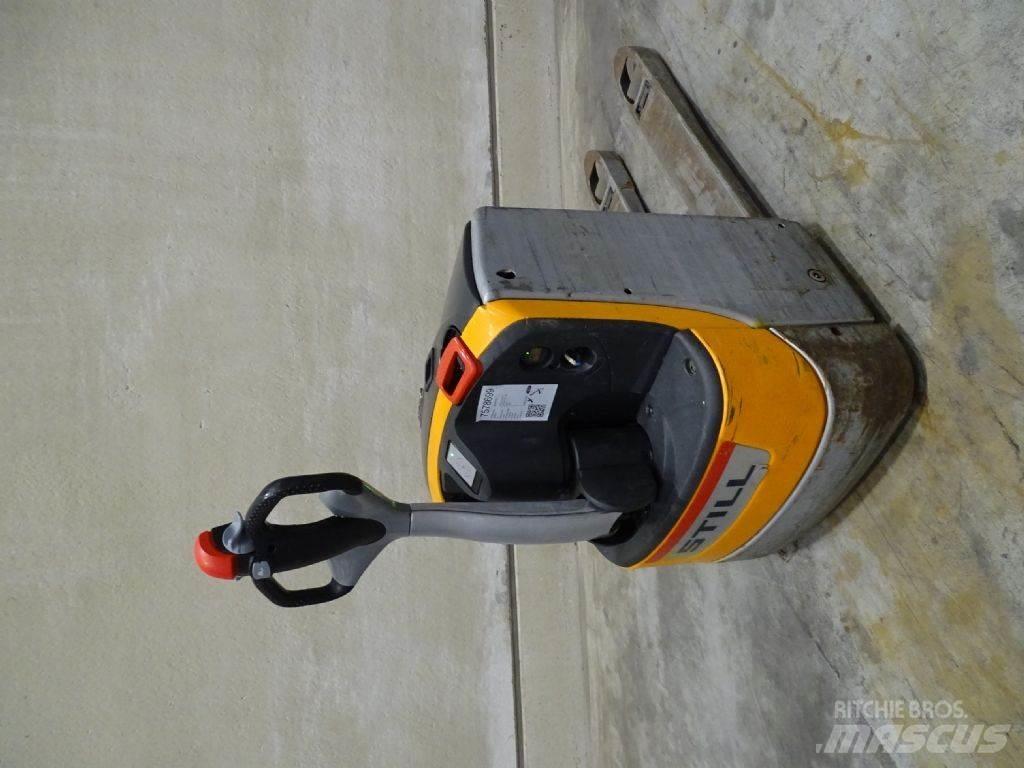 Still EXU16 Low lifter