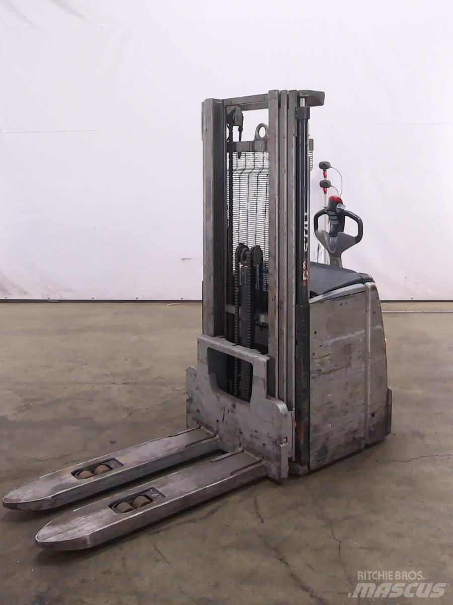 Still EXV20 Pedestrian stacker
