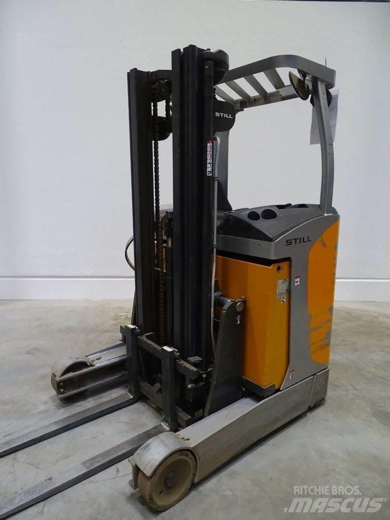 Still FM-X10 Reach trucks