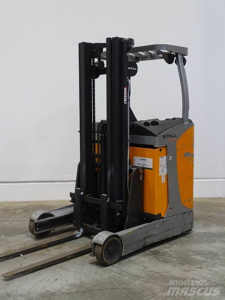 Still FM-X10 Reach trucks