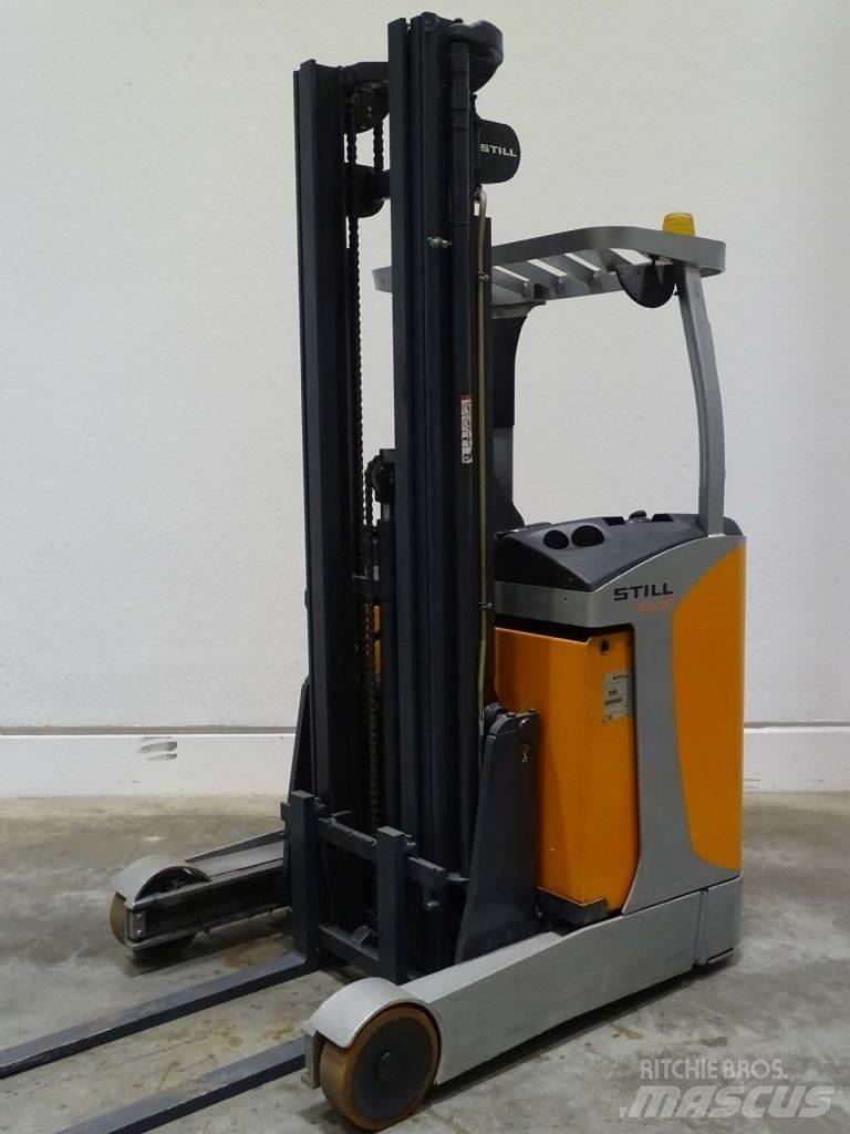 Still FM-X10 Reach trucks