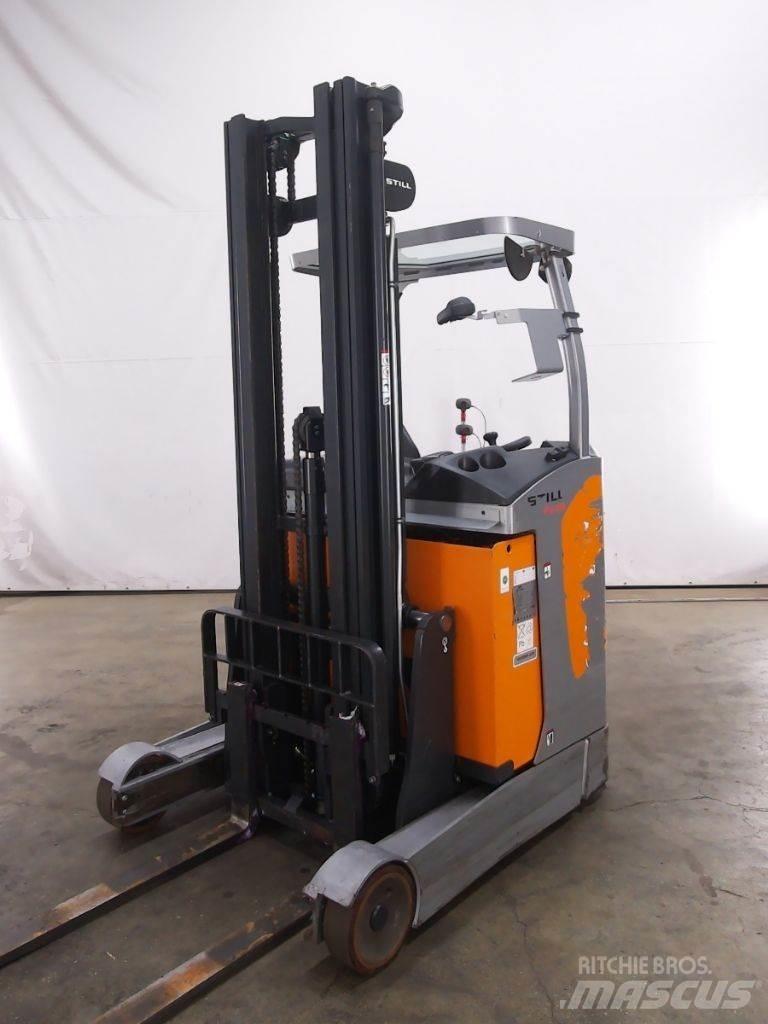 Still FM-X12 Reach trucks