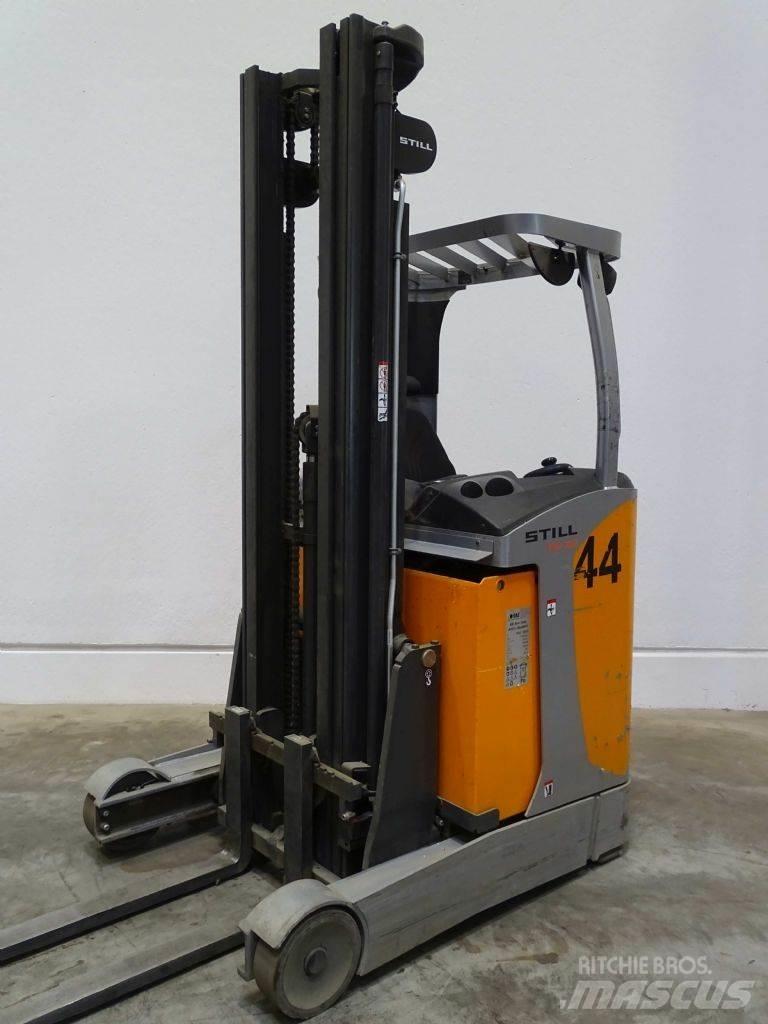 Still FM-X12 Reach trucks