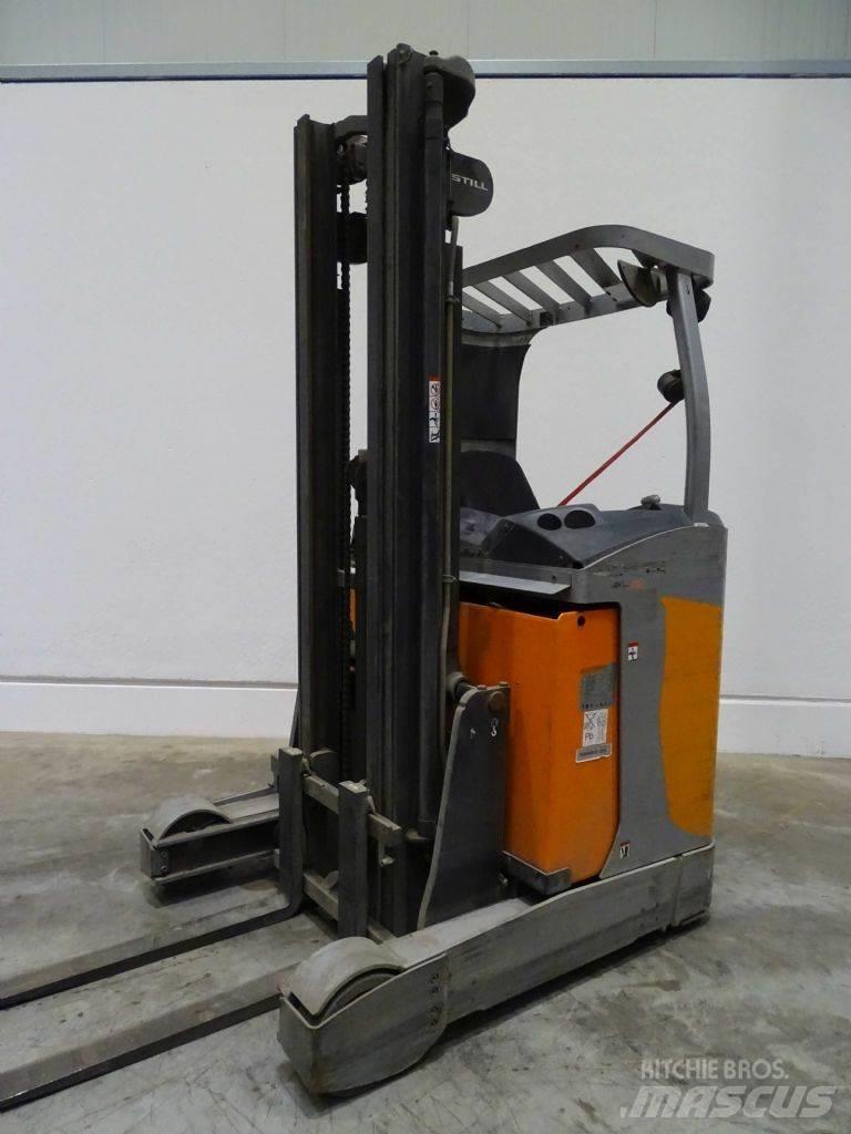 Still FM-X12 Reach trucks